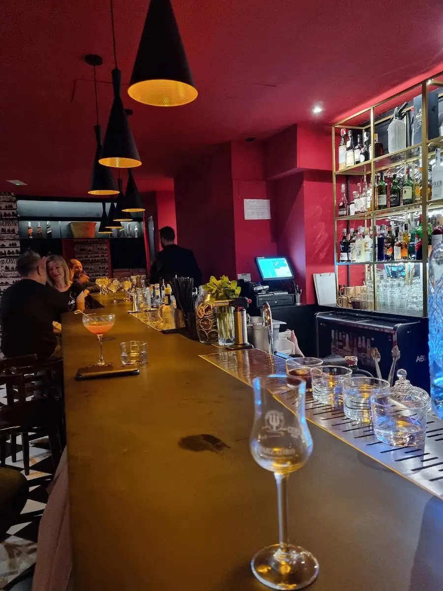 The bar counter at After Landing Cocktail Art
