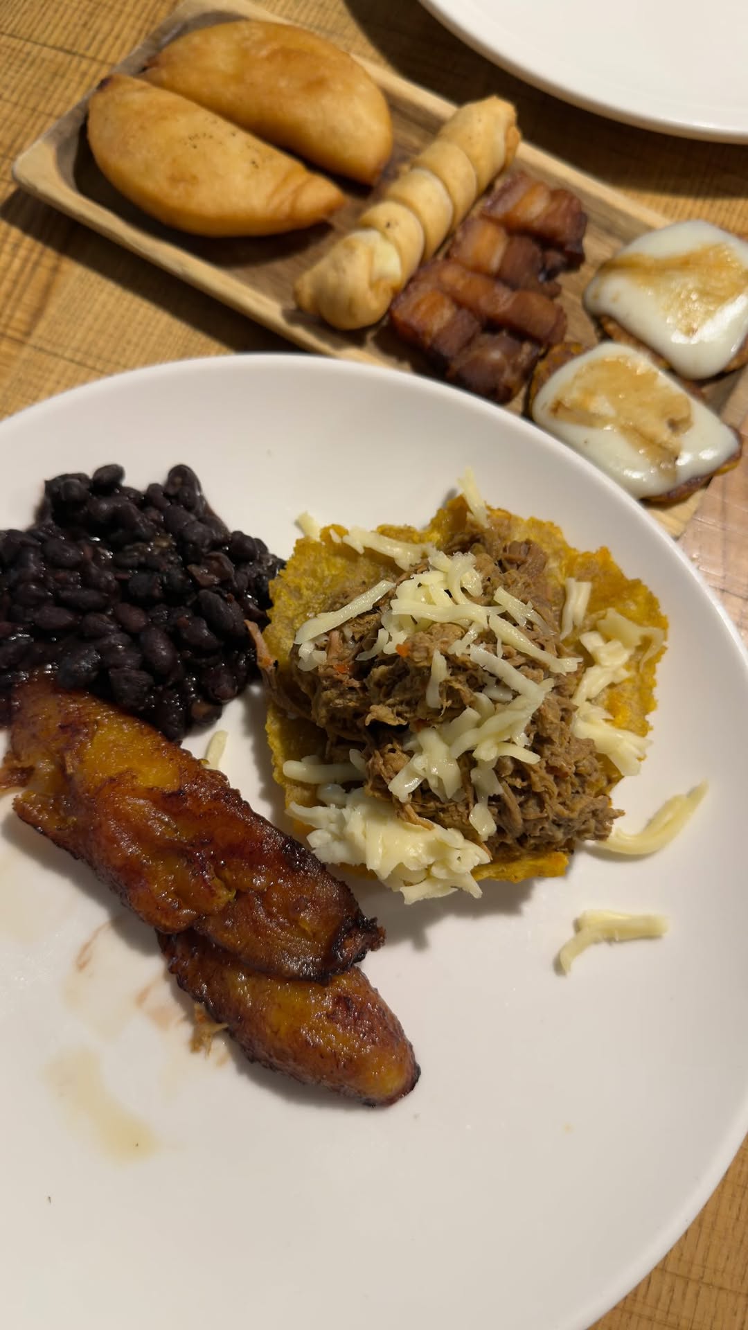 Comer todo lo que quieras de una de las cocinas más reconfortantes del mundo por menos de 15€ ya es posible en pleno cen