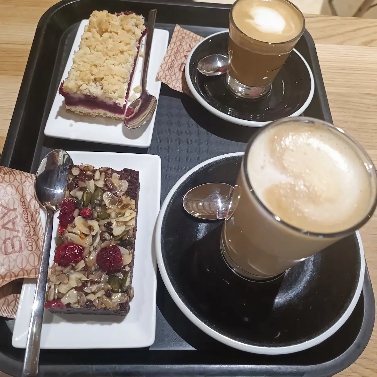 Coffee and cakes at Arabay