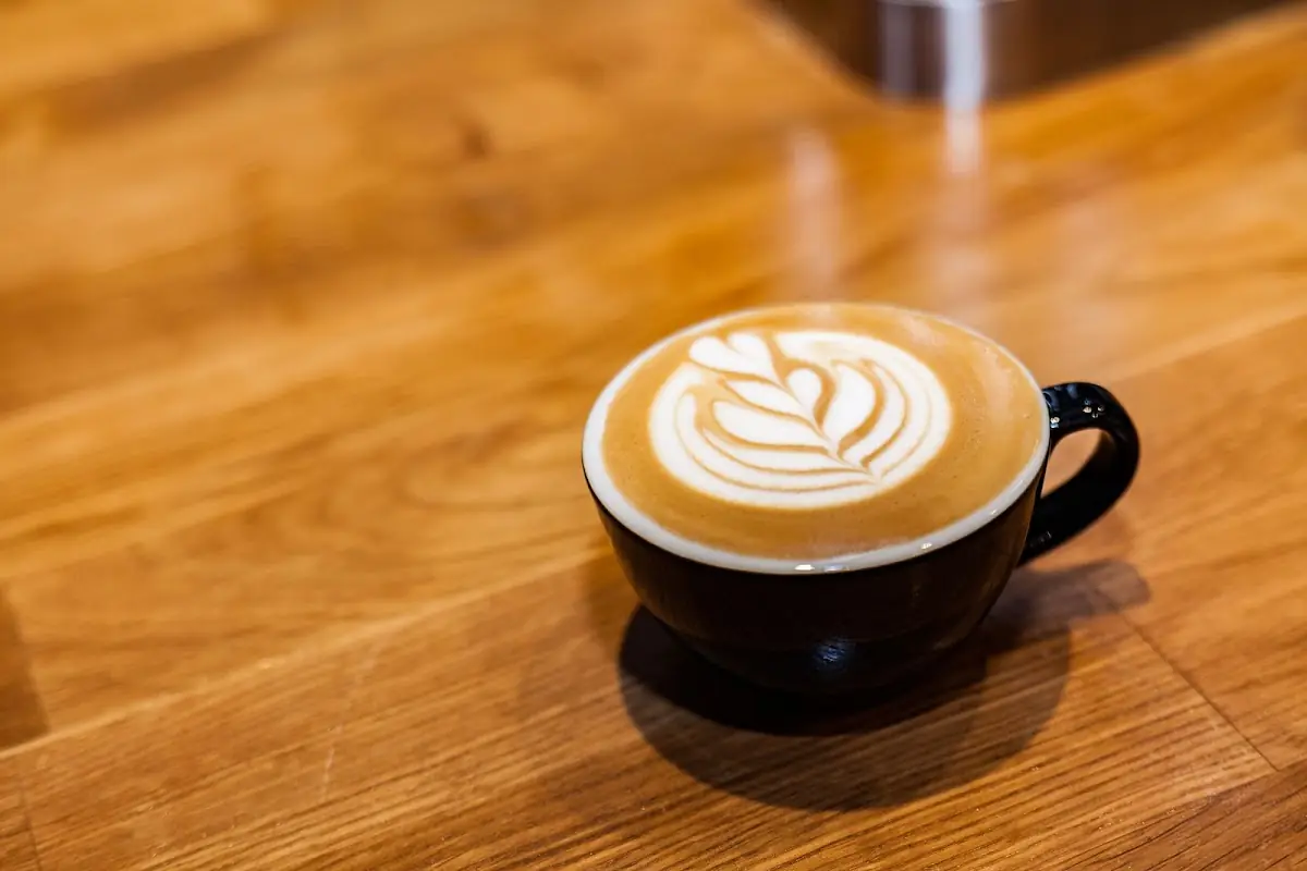 A flat white at Arabay