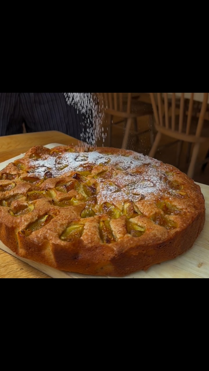 Fig & almond tart 🍃