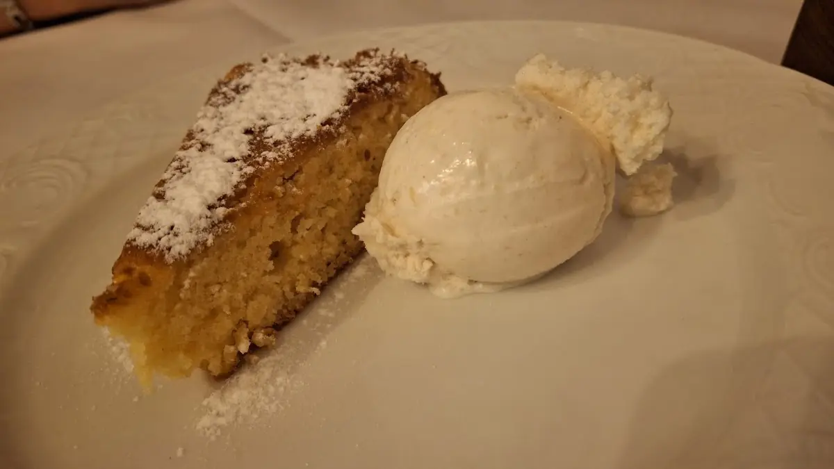 Gató, a Mallorcan almond cake, with ice cream at Ca'n Punta