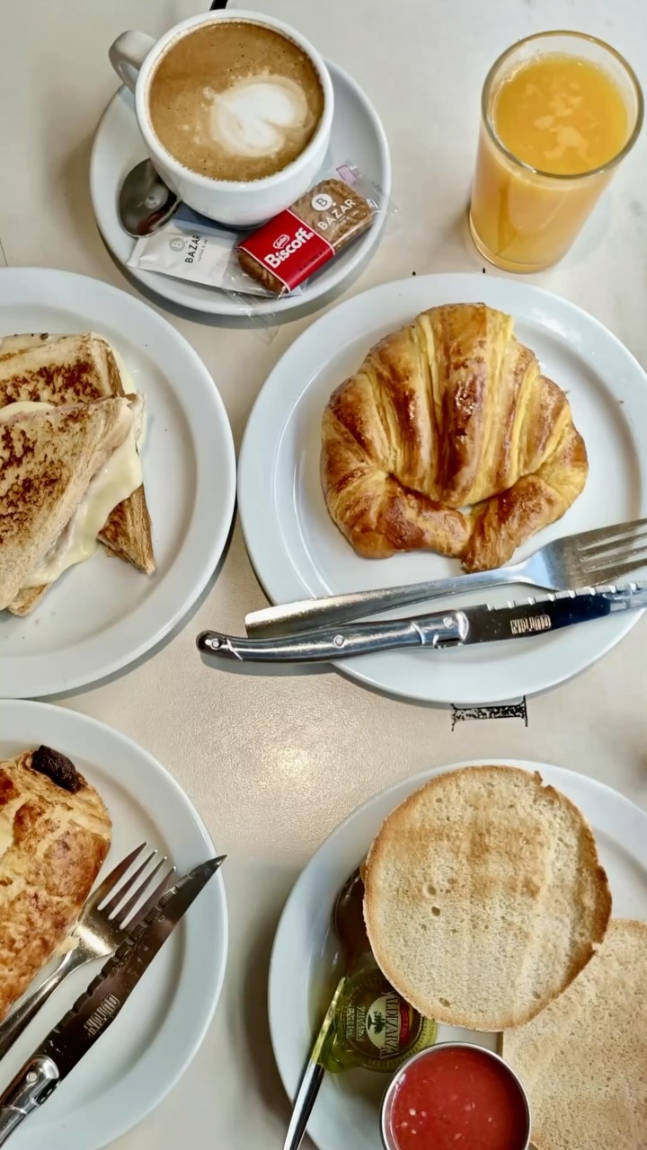 Los desayunos de SIDI.
¿Desayunar? Sí.
¿Redesayunar? También.
¿Y desayunar por tercera vez? Nosotros no juzgamos 😂
Caf