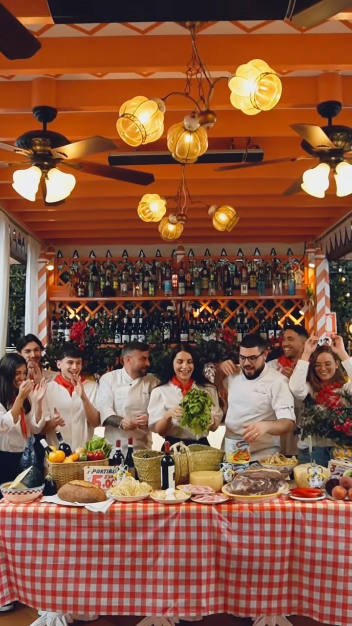 Este miércoles 16 y jueves 17 celebramos el sexto cumpleaños de Bel Mondo! 🎊🎂✨ Una gran fiesta italiana y un Mercatino l