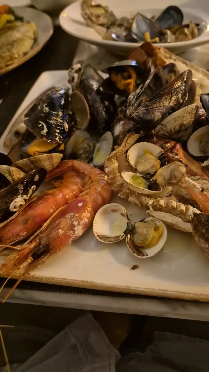 A seafood platter at Bodega Barahona