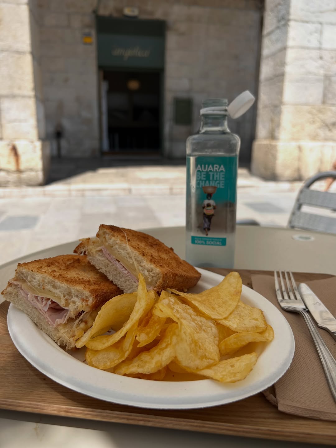 ¡Seguimos de Semana Grande en Santander! 

¡Y que mejor que el Sándwich POMBO para recargar fuerzas y seguir con la cele