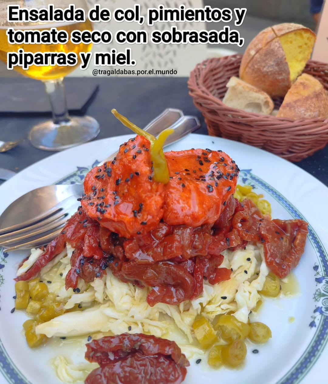 🔝🔝🔝
Una cafetería de las de toda la vida, abierta desde 1989 en Oporto (Carabanchel), donde su plato estrella son los hu