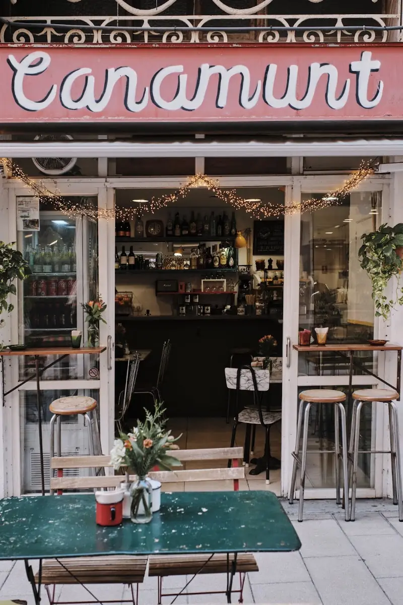 The Cafè Canamunt storefront in Palma