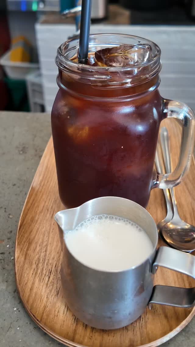 Así preparamos en Cafelito el cold brew. ¿Qué os parece? ☕

#fyp #coldbrew #cafe