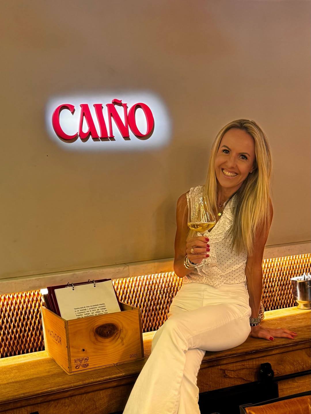 Terminamos la semana en @cainovinobar , el Wine bar del Retiro que conquista Madrid. Un destino obligado en la Madrileña