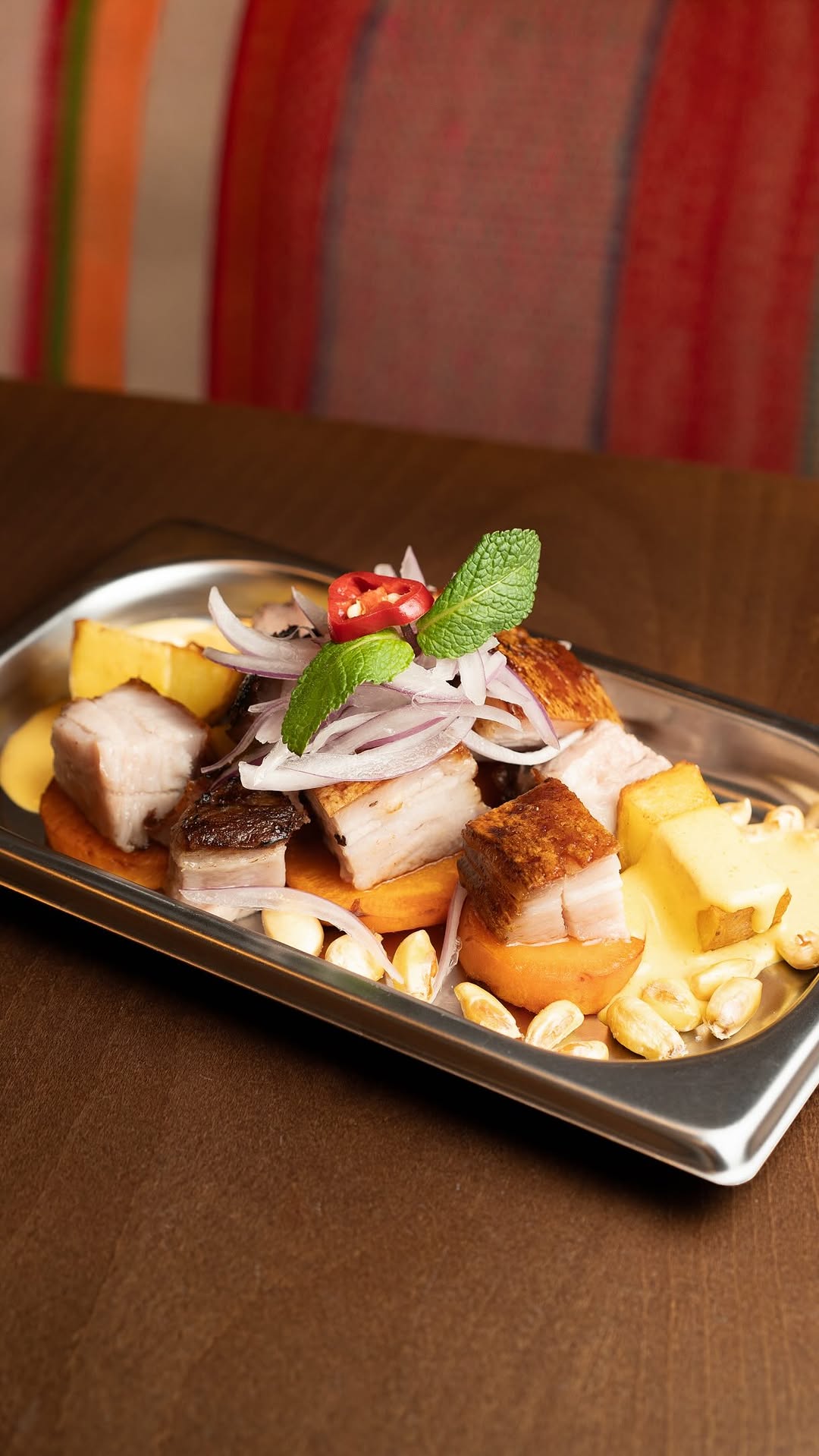¿Conoces la bandeja de chicharrón huaralino?

Jorge te cuenta la historia de uno de los platos más representativos de la