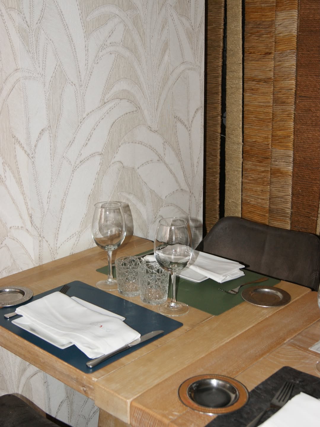 Reservado para quienes saben disfrutar de las distancias cortas.

#restaurante #bar #comida #gastronomia