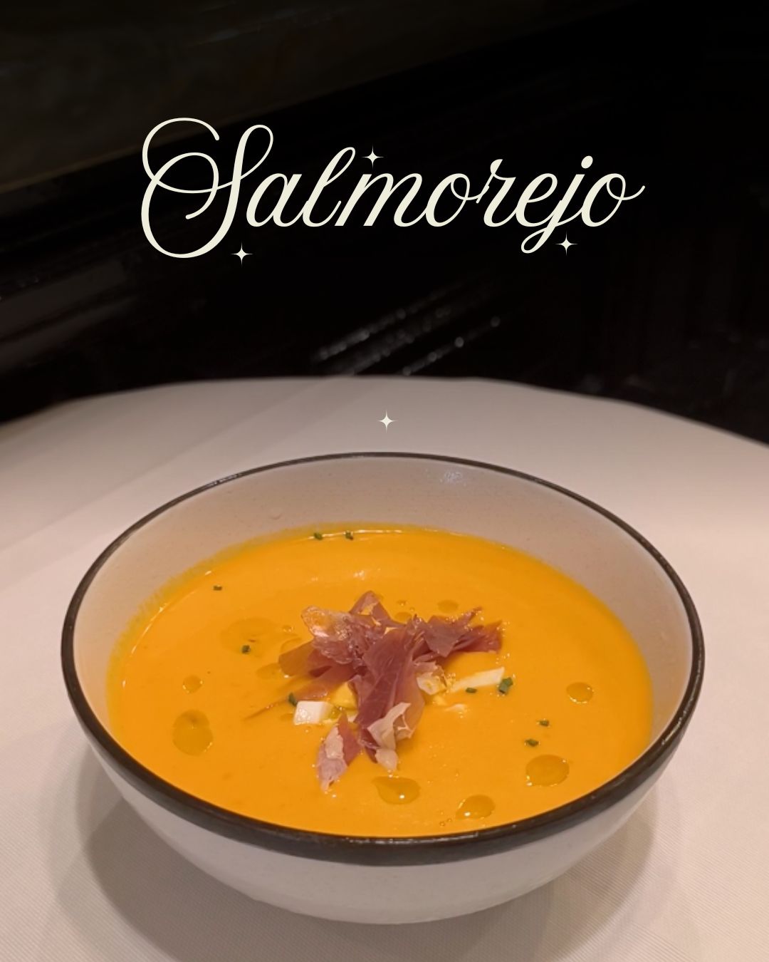 Hay platos que apetecen en verano.

El salmorejo de Casa Alberto es uno de ellos: fresquito, buen producto, y un sabor p