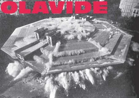 En 1974 se demolía el antiguo Mercado Municipal de Olavide construido por Ferrero Llusiá.
Todo cambia. Todo pasa. Y nu