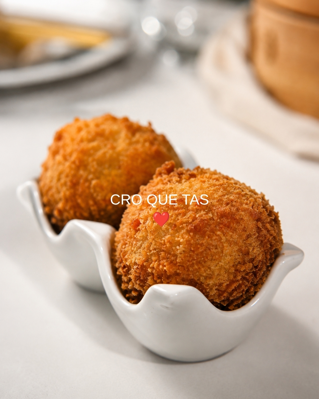 Hay amores que no necesitan explicación. Y el de las croquetas, mucho menos. 🤍
#CasaMories #Croquetas #CroquetasCaseras