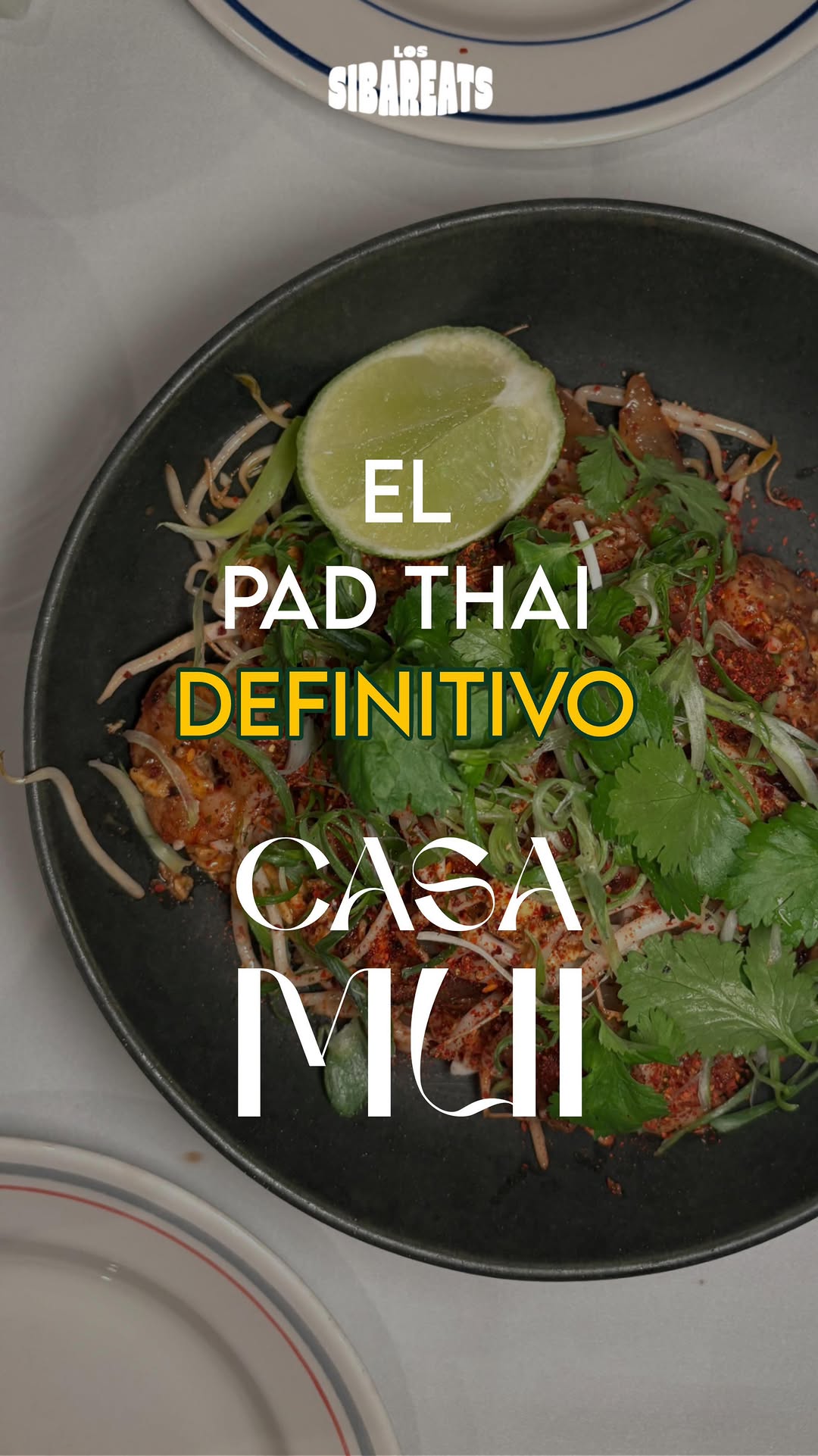 En @casa_mui tienen el mejor pad thai que hayamos probado en Madrid. Y no lo decimos a la ligera...🔝
El resto de plato