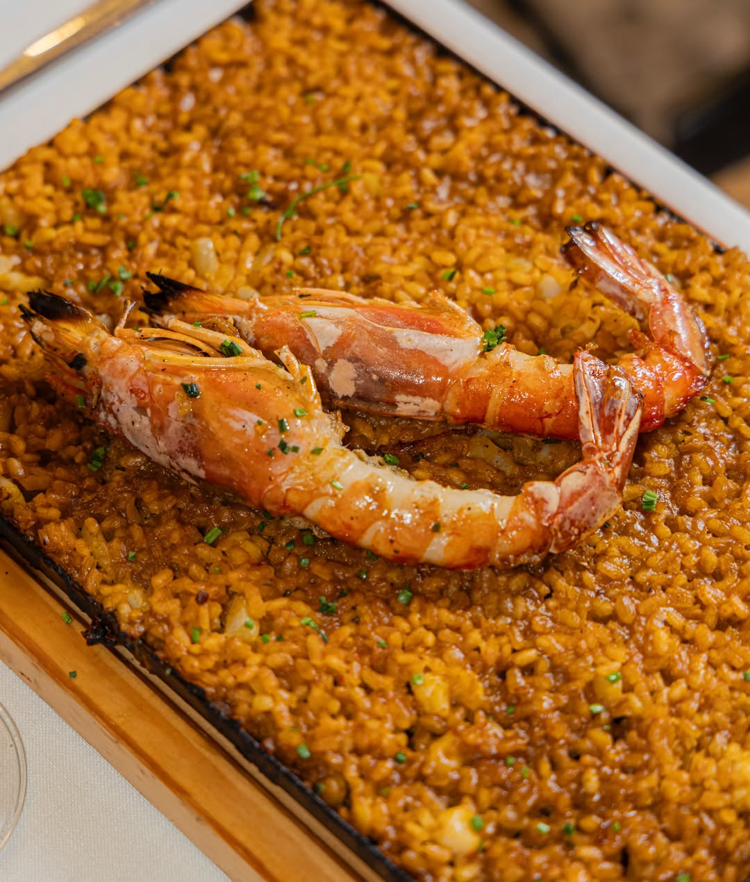 Y hoy se comparte: Arroz en lata del señorito con choco y gambón 🍤

#arrocesmadrid #tapasmadrid #planesmadrid