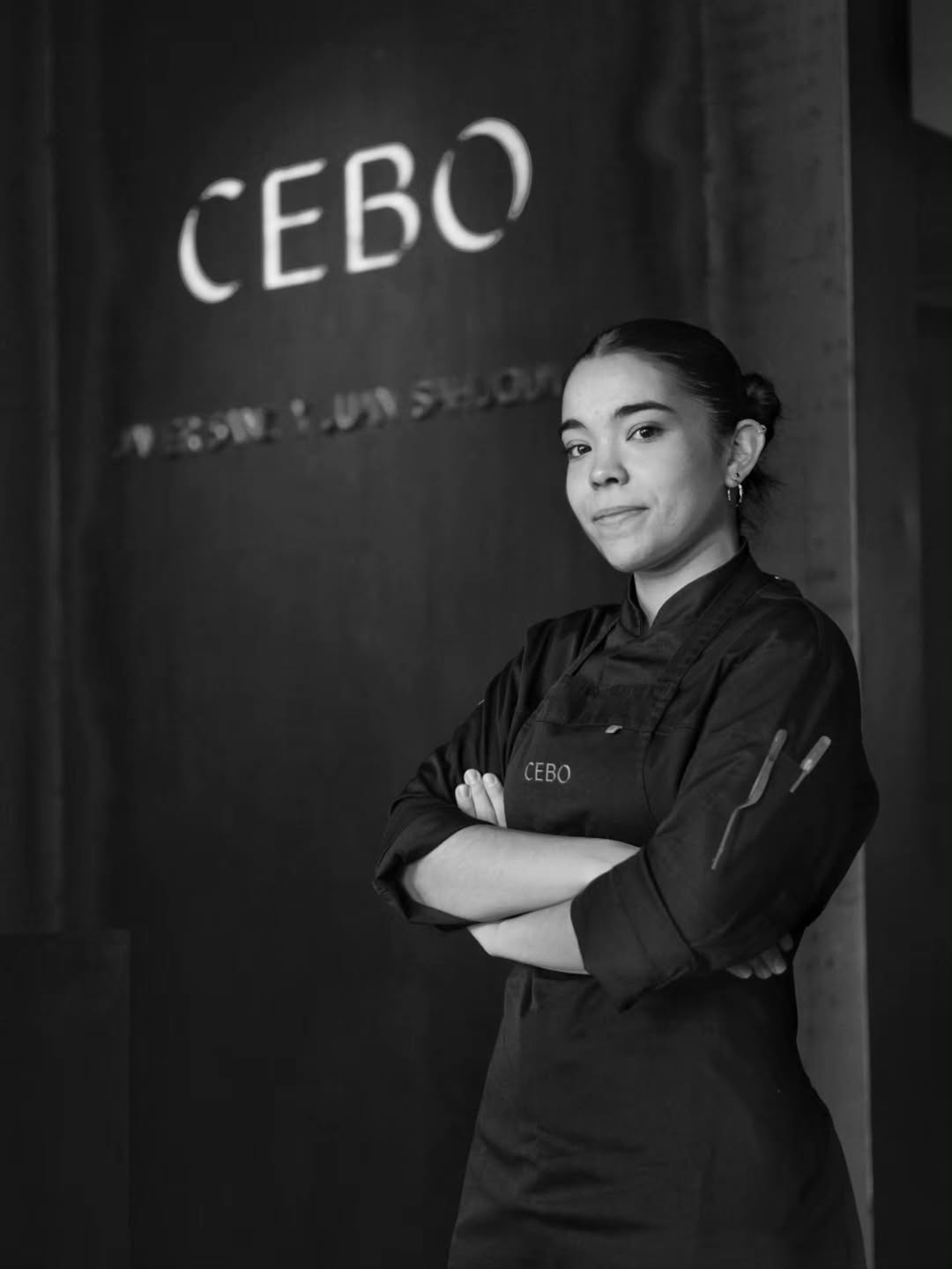 Irene es nuestra pastelera, la que endulza vuestra experiencia en CEBO.
Reservas: +34 91 787 77 80 y https://www.ceboma