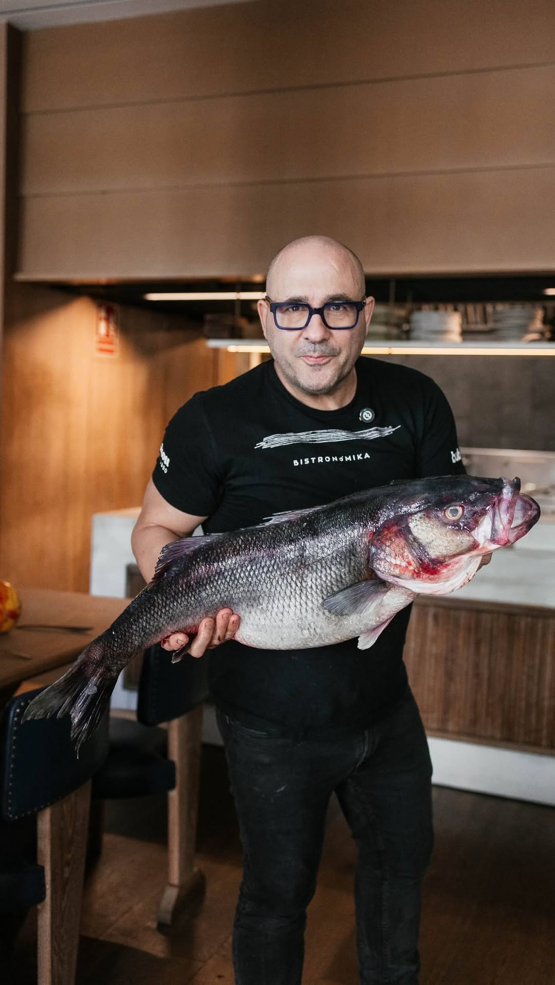 Siempre el mejor producto seleccionado de las mejores lonjas y mercados del país.
Esta lubina de 7 kilos no es la que e