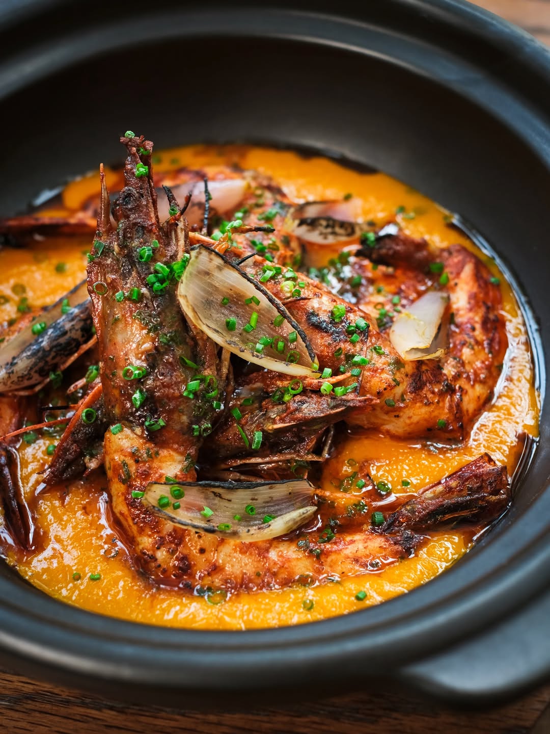 HEAD ON SHRIMP 🦐
Escabeche, Garlic Butter, Sushi Rice
Reserve your table at the link in bio or @resy. 🔗