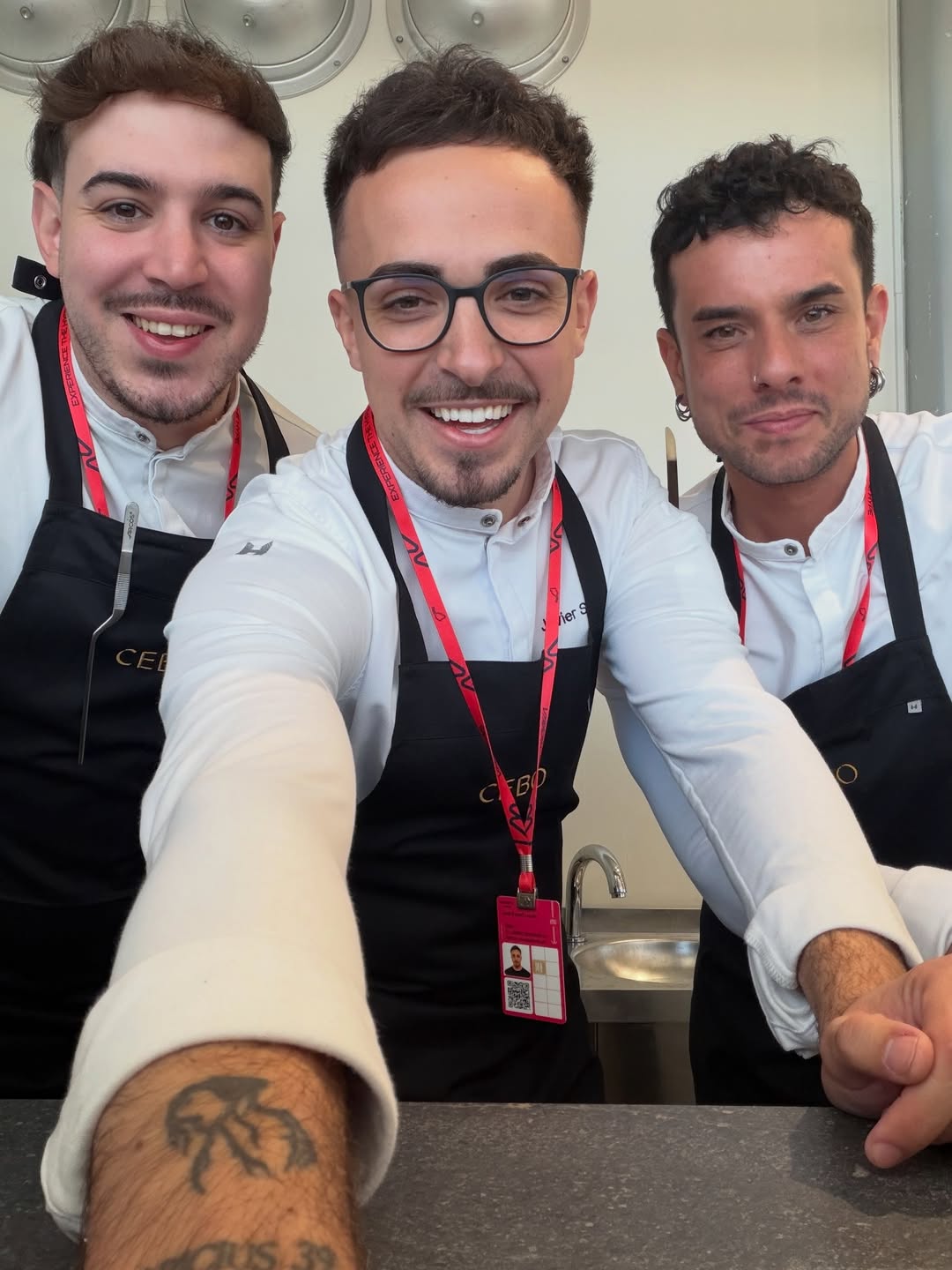 Algún día le contaremos a nuestros hijos que cocinamos en la @f1 🤞🏻

Gracias @vilaplanacatering (no podéis hacerlo mejor