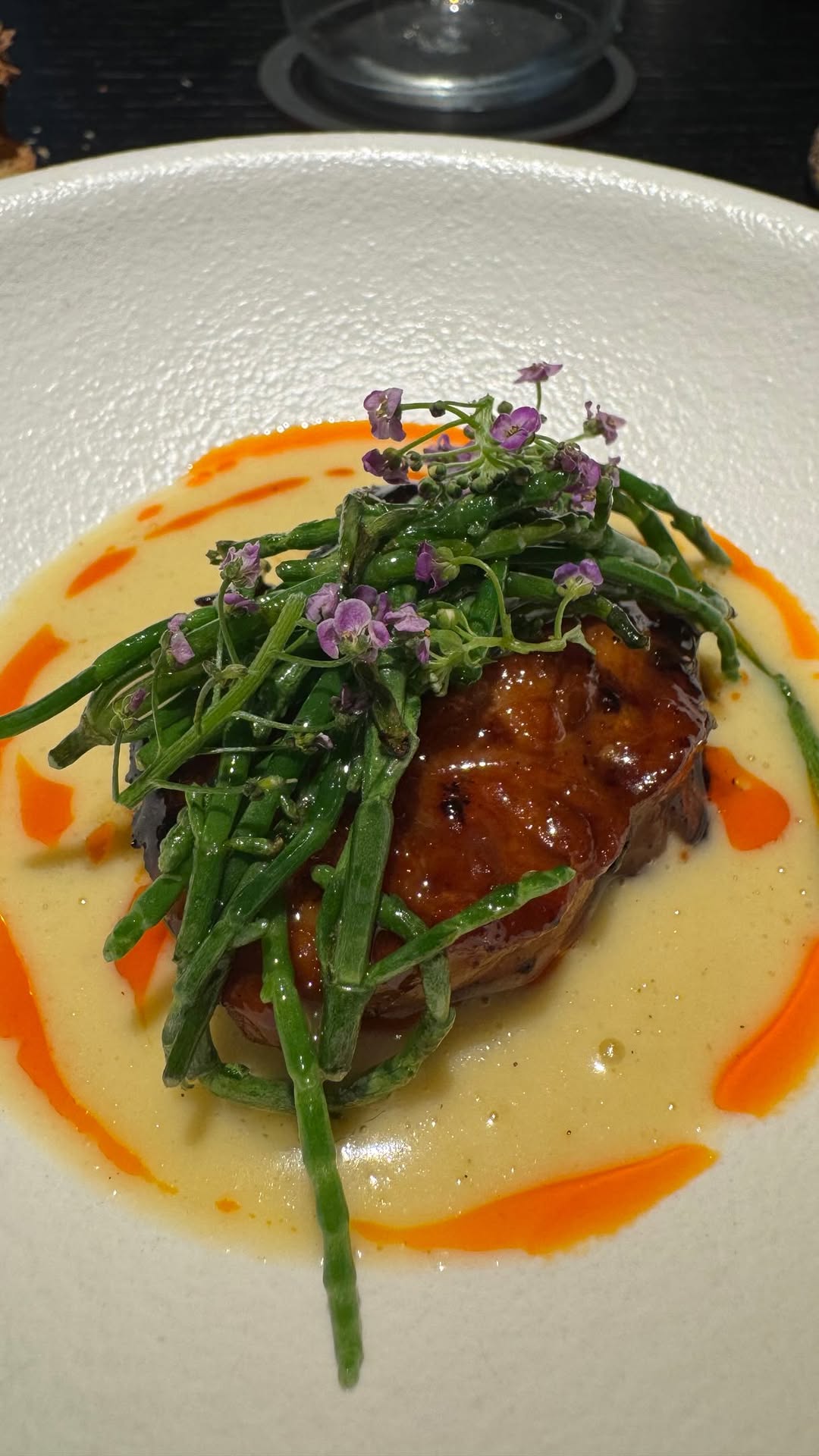 ¡Muy buenas! Hoy os traigo un reel con mi última visita a uno de mis restaurantes favoritos de Madrid, uno de los refere