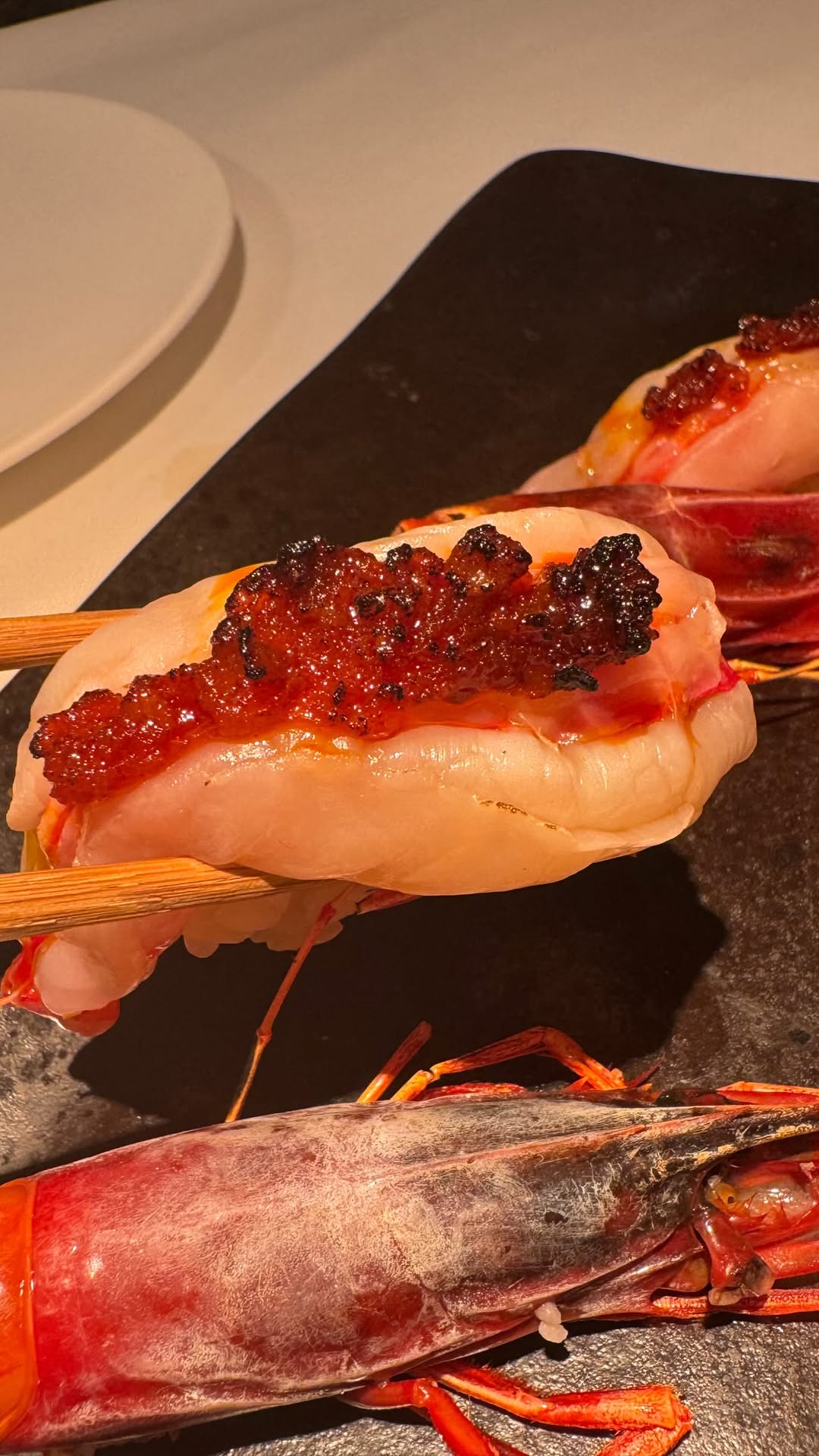 ¿90 € POR UN MENÚ JAPONÉS? ESPERA A VER LO QUE HACE YONG WU NAGAHIRA. 🍣✨

por qué la alta gastronomía puede ser tan adic