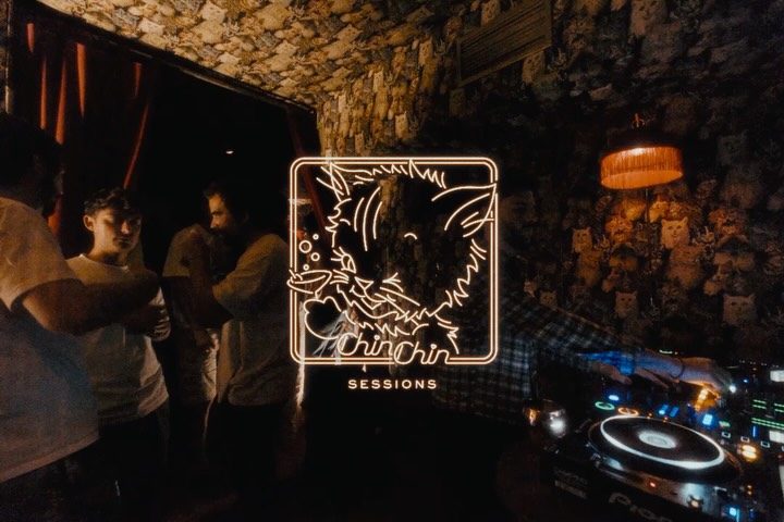 Introducing our first ChinChín Sessions starring @cabin.luv.affair