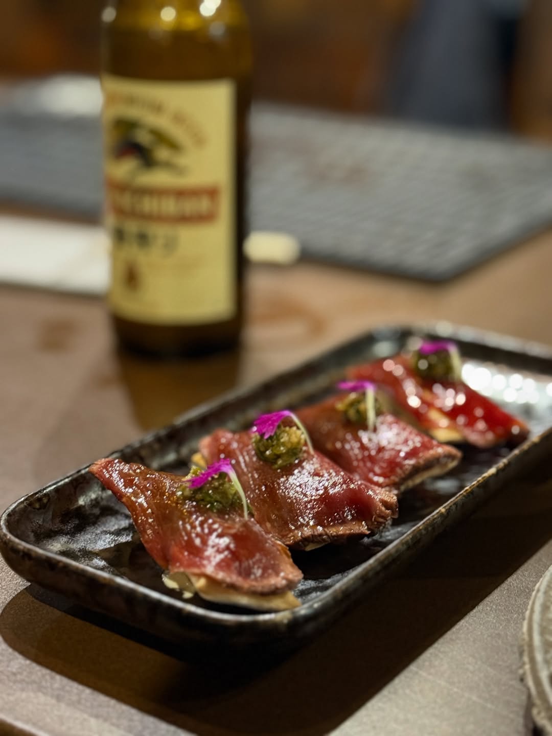 🍽️ @chuka_ramen_bar 🥟 
•
El otro día volví a Chuka Ramen Bar. Hacía muchísimo que no pasaba por allí… y sigue exactament