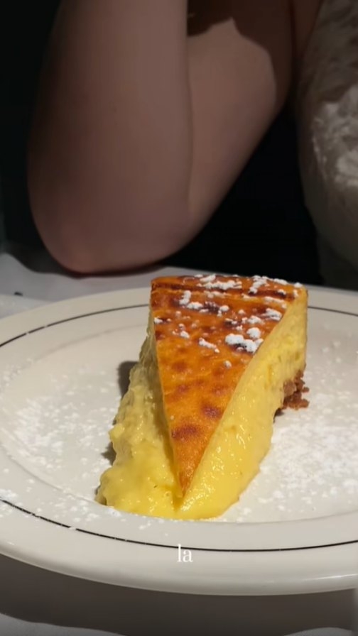 La cena romántica era el plan ❤️
Lo de querer volver, vino después ❣️