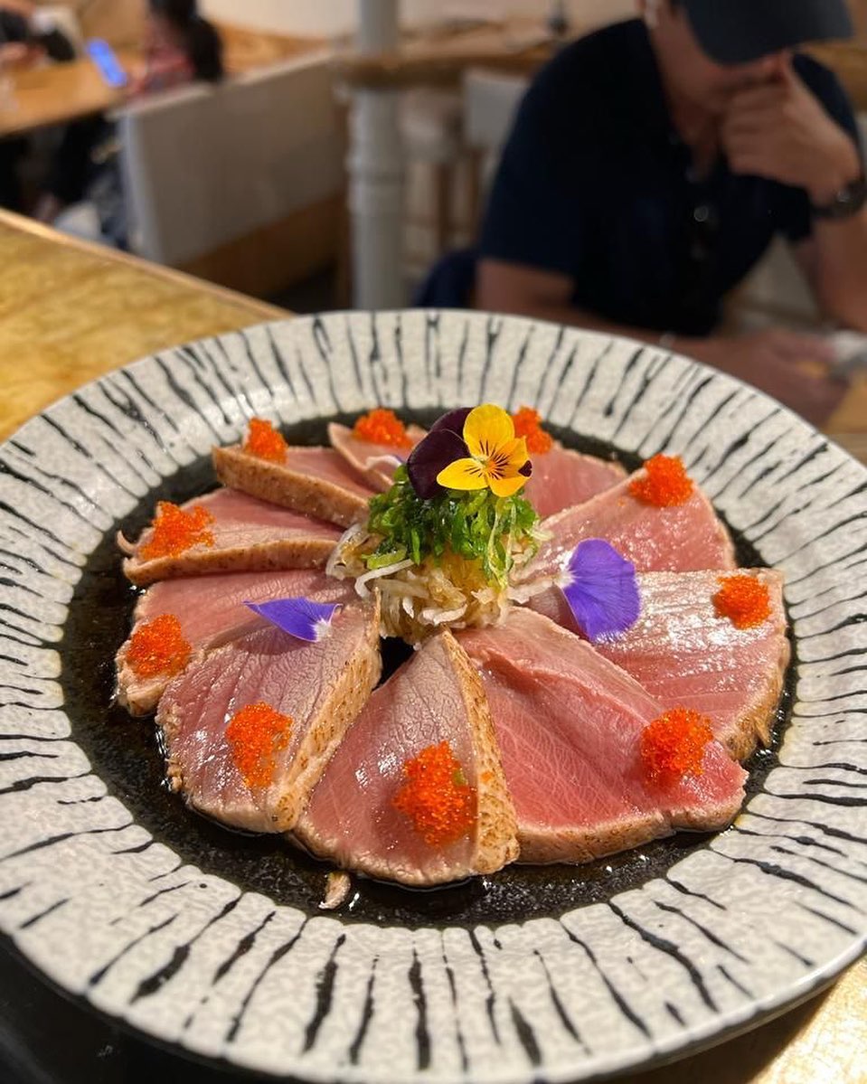 Menudo espectáculo! 😍

Podéis venir a disfrutar de estos platos y muchos más al restaurante DokiDoki

📍DokiDoki Calle Vi