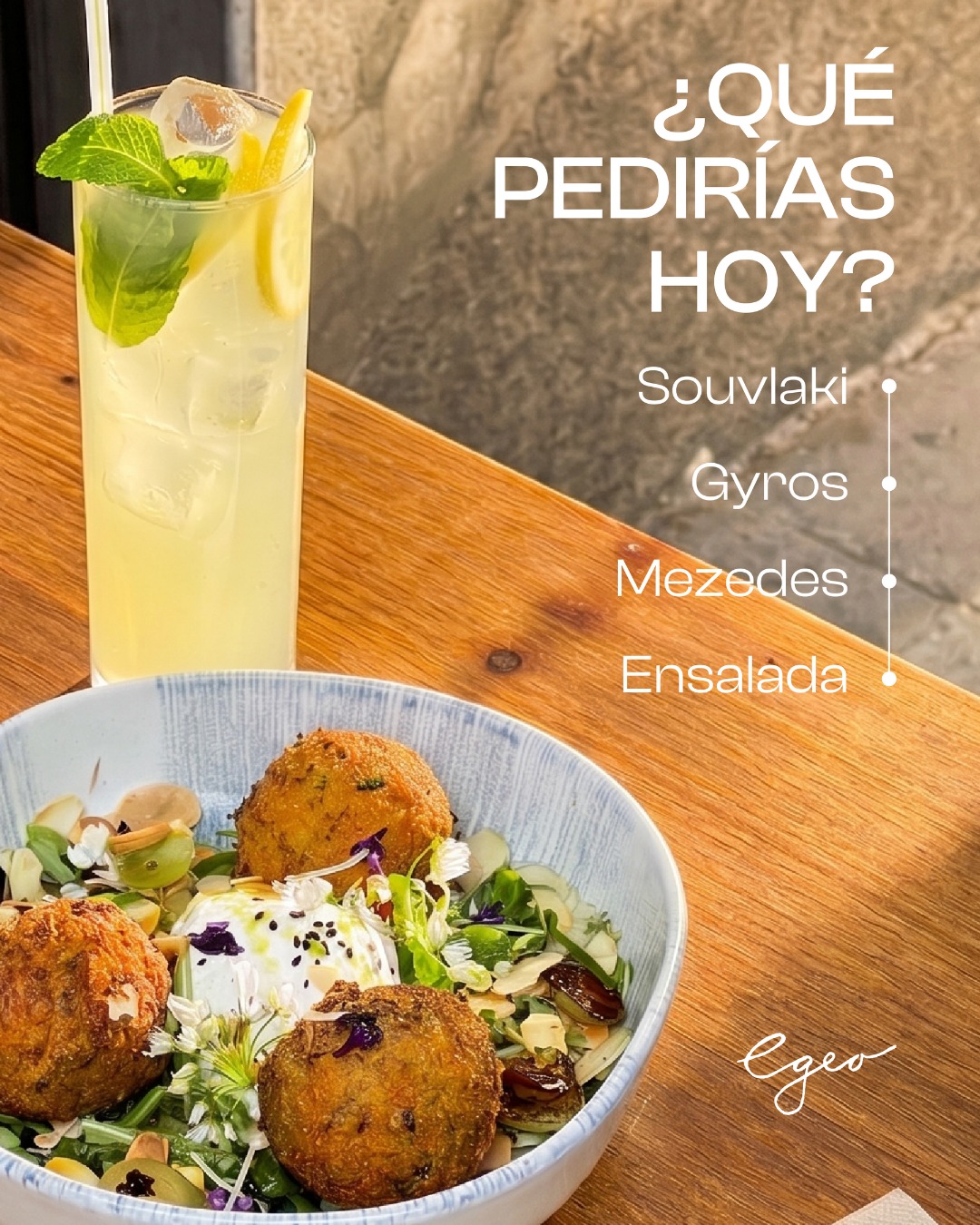 El debate de hoy: ¿de qué tienes antojo? 🇬🇷✨
Ensaladas, frescas y ligeras.
Suvlakis o Gyros, clásicos que nunca fallan.
