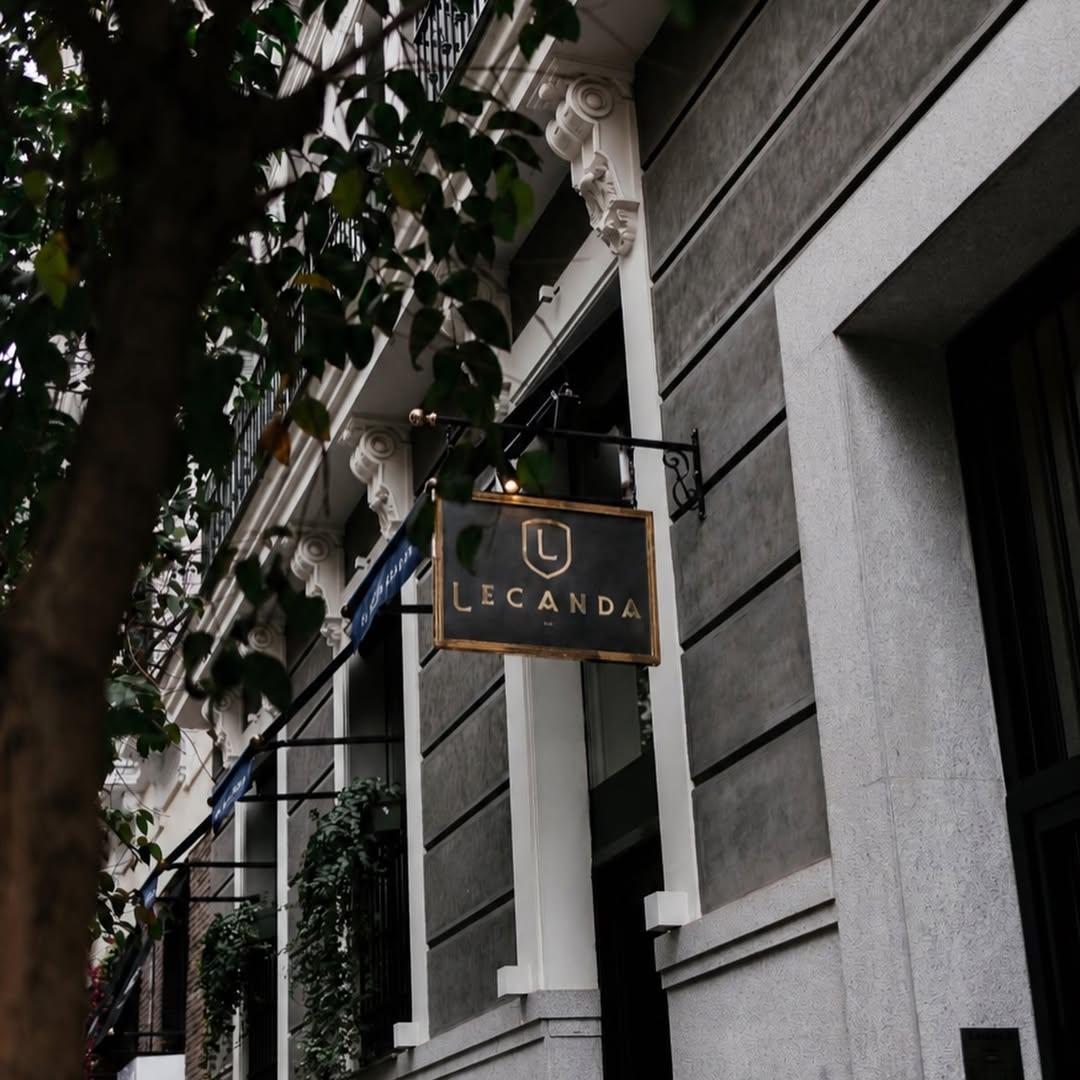 Debido a la celebración de la final de la Copa del Mundo de fútbol entre España y Argentina, nuestro restaurante de la c