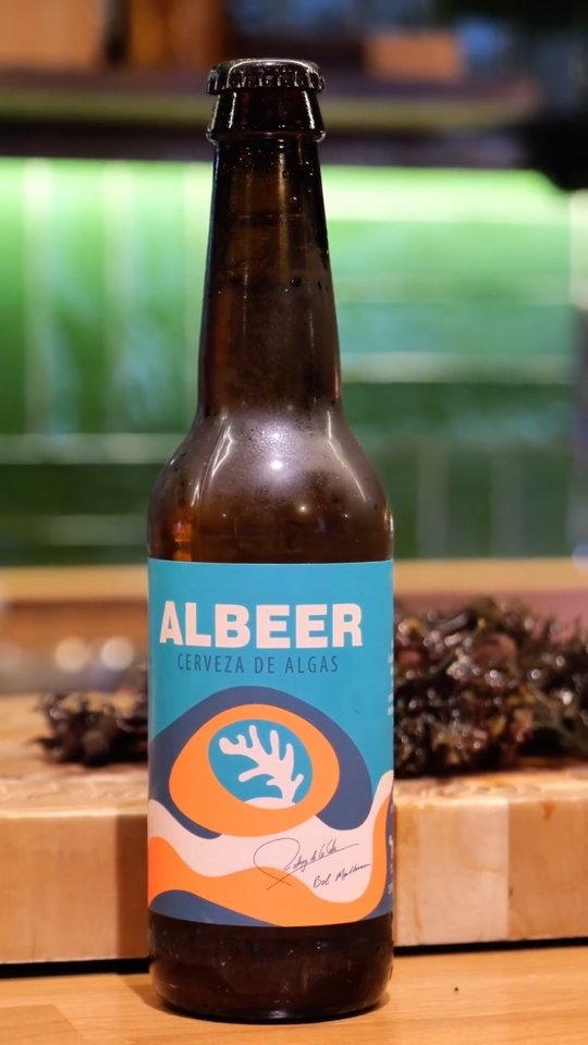 Albeer, la cerveza de algas de Rodrigo de la Calle con Maltman Brewing, nace de esa búsqueda constante de nuevos matices