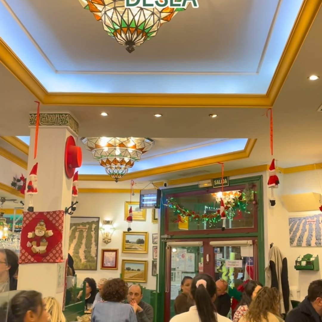 FELIZ NAVIDAD de parte de la familia EL RINCÓN DE JAÉN ✨✨✨
#mejoresrestaurantes #elrincondejaen #rincondejaen #comerenm