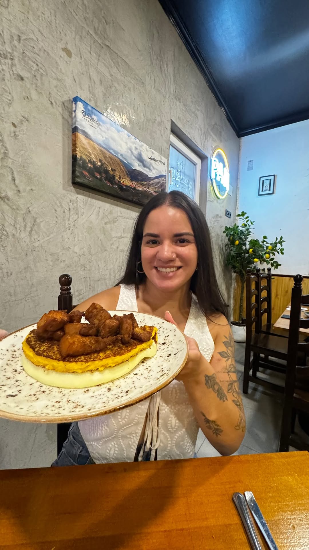 Un pedacito de Venezuela directo al plato en  @elrincondelvenezolano 🇻🇪✨ 

Publi 

Si buscas autenticidad, sabor casero 