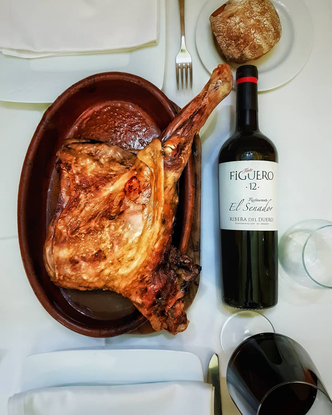 ¿Cena de Nochevieja? ¿Comida de Año Nuevo? ¡Encarga tu asado! ¡Todavía estás a tiempo!

Comer y cenar de lujo en familia