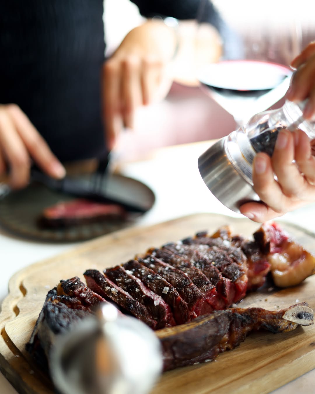 No es solo venir a comer.
Es venir a disfrutar de un momento que sabe bien de principio a fin.
🔗 Reserva tu mesa a tra