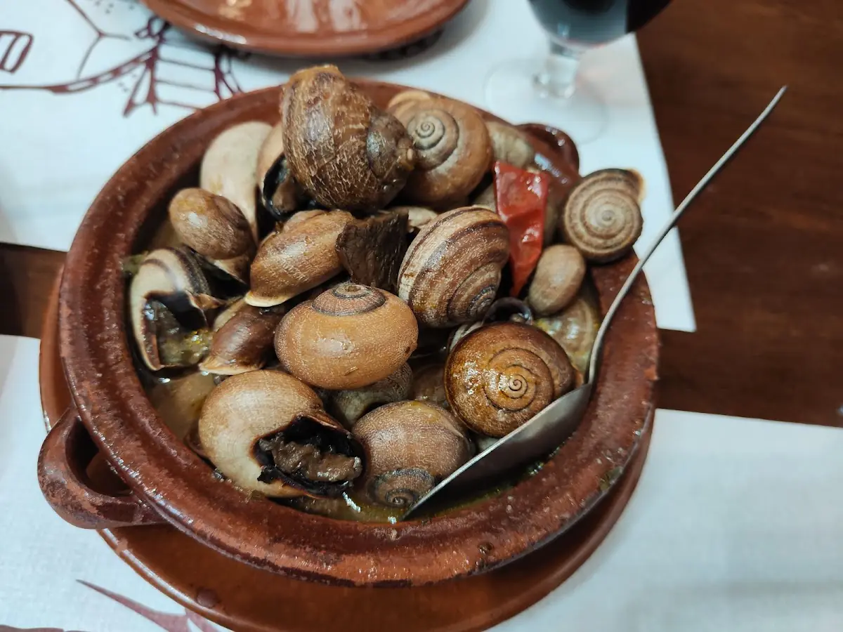 Caracoles (snails) at Es Celler de Petra