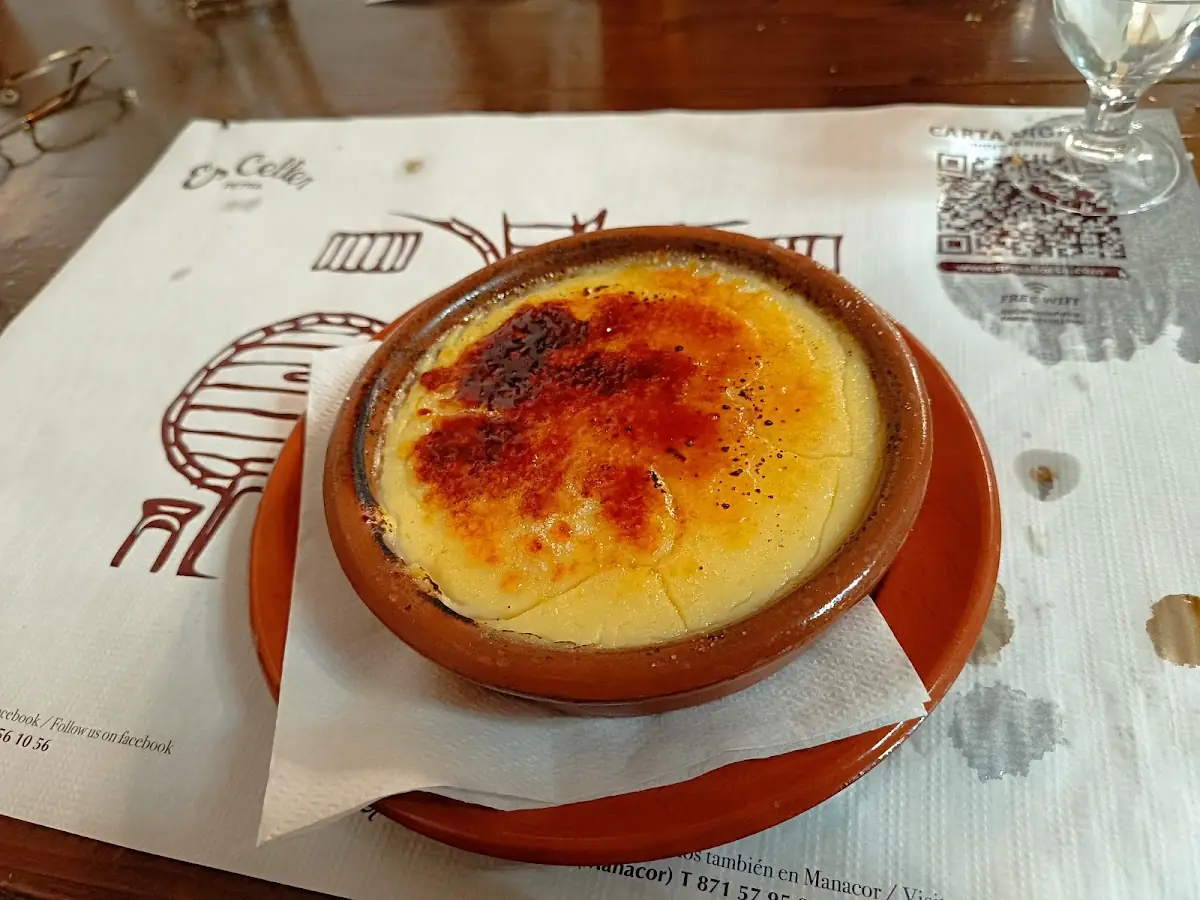 Crema catalana at Es Celler de Petra