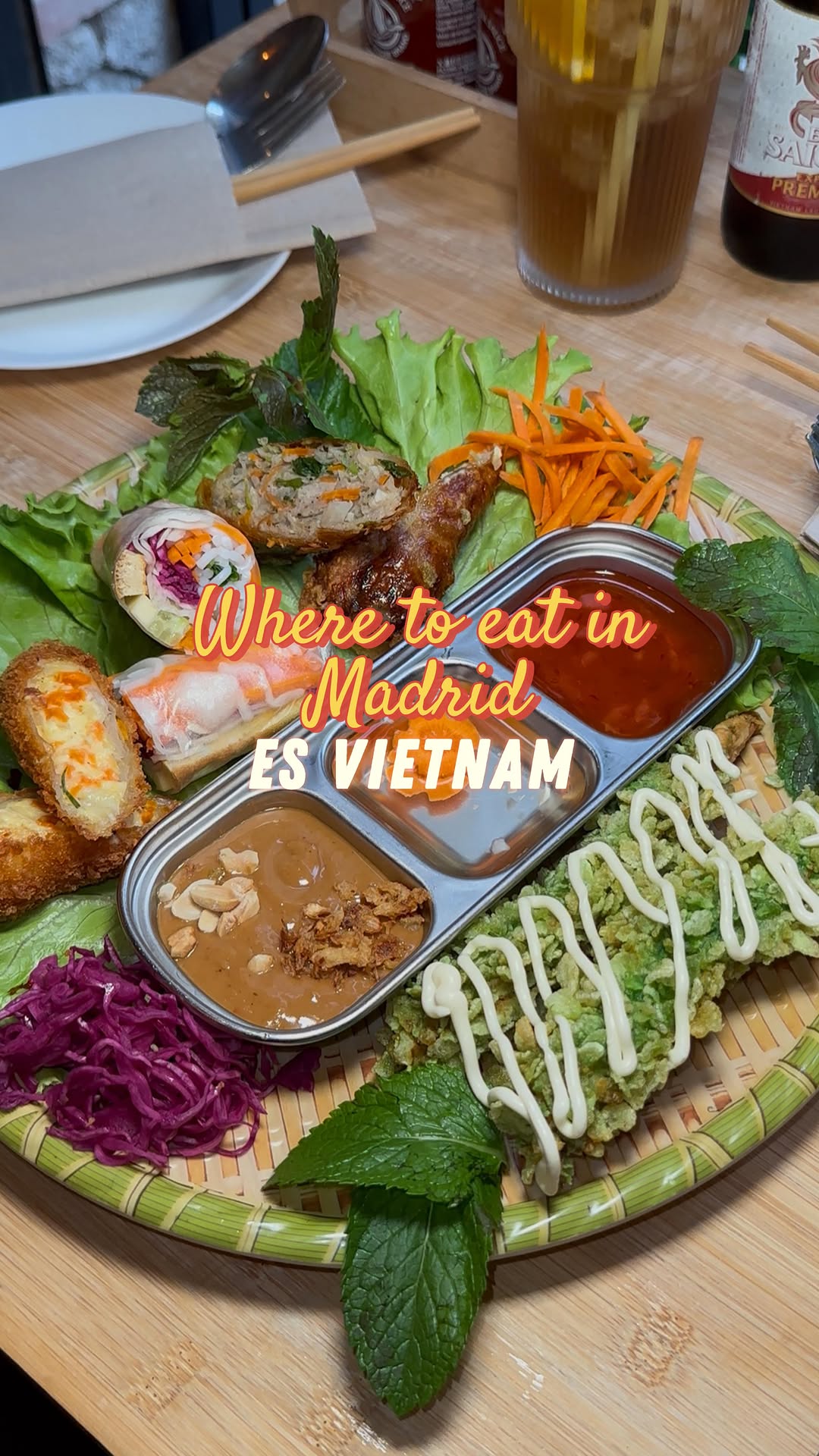 Get your Asian fix at 📍ES Vietnam 🪭🇻🇳located at the heart of Madrid. #wheretoeatinmadrid #madrideats #dondecomerenmadrid