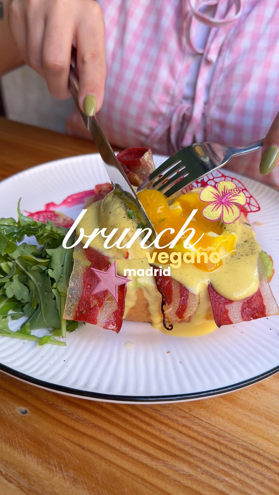 el mejor brunch vegano de Madrid!🌱(porque lo digo yo y es cierto) ⭐️🌸

📍FRUTAS PROHIBIDAS (c/ del conde duque 26) @fruta