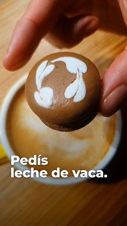Estás de acuerdo con esta reseña de 1 estrella 👇

#reseñas #plantbased #frutasprohibidas #lechedevaca #brunch