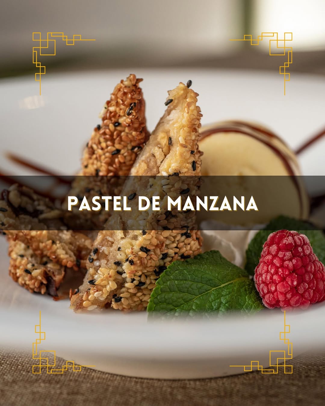 ¿Buscas el final perfecto para tu comida? 🍏✨
Nuestro pastel de manzana es la elección ideal. Con su crujiente masa y su