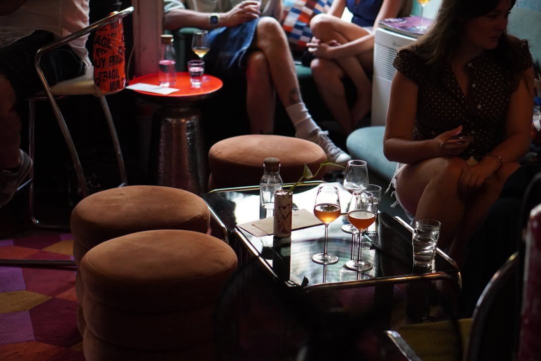 te esperamos este finde,
viernes y sábados desde las 19h
domingos abrimos a las 16h