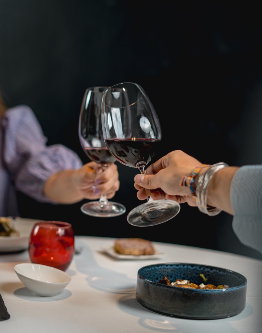 Que cada cierre de mes se celebre así de bien.

¡Volvemos con muchas cosas que contar! ¿Estáis preparados? 🙌🏻

¡Reserva 
