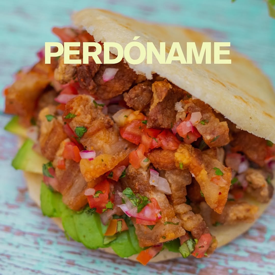 Tranqui, tenemos la solución, solo tienes que venir a visitarnos o pedir tu plato favorito por #delivery 😏🔥
Reserva tu