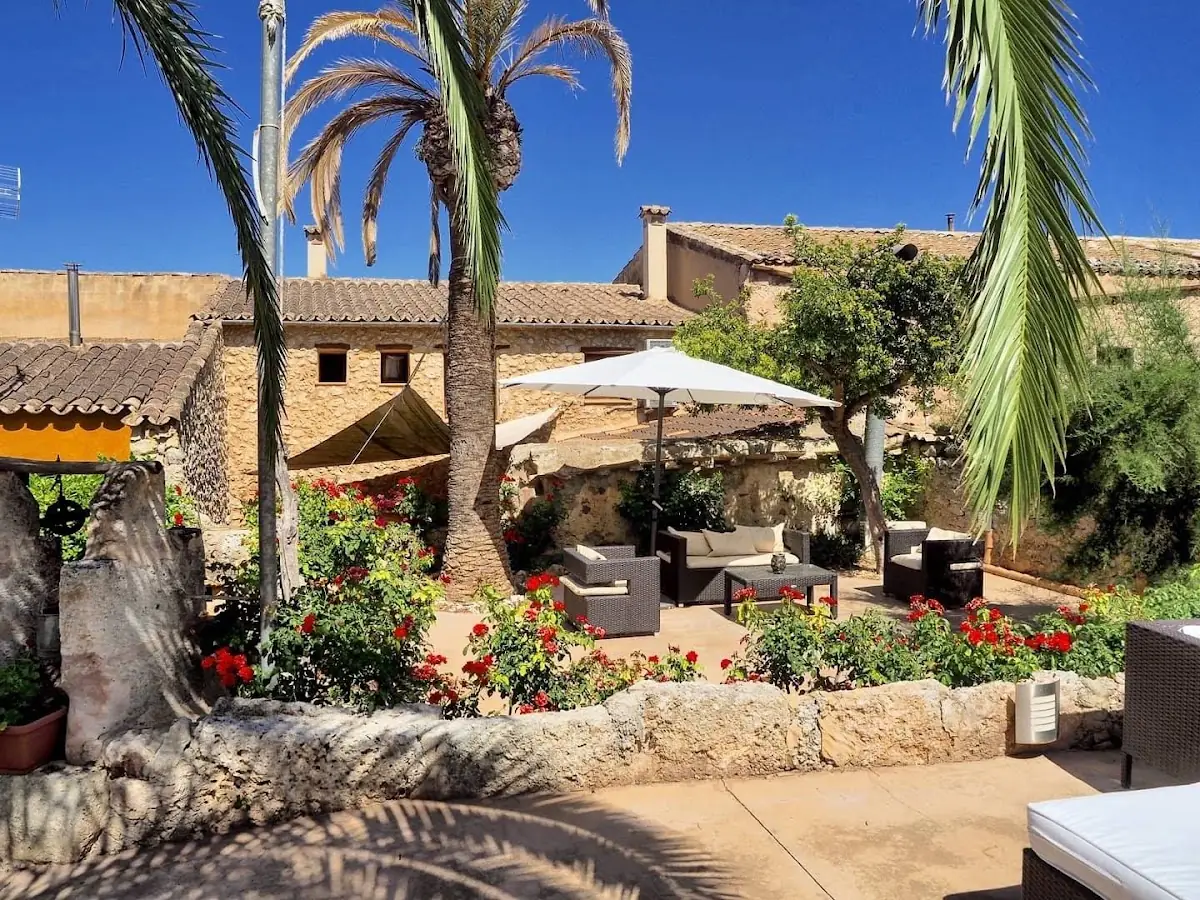 Garden terrace at Hotel i Celler Can Font