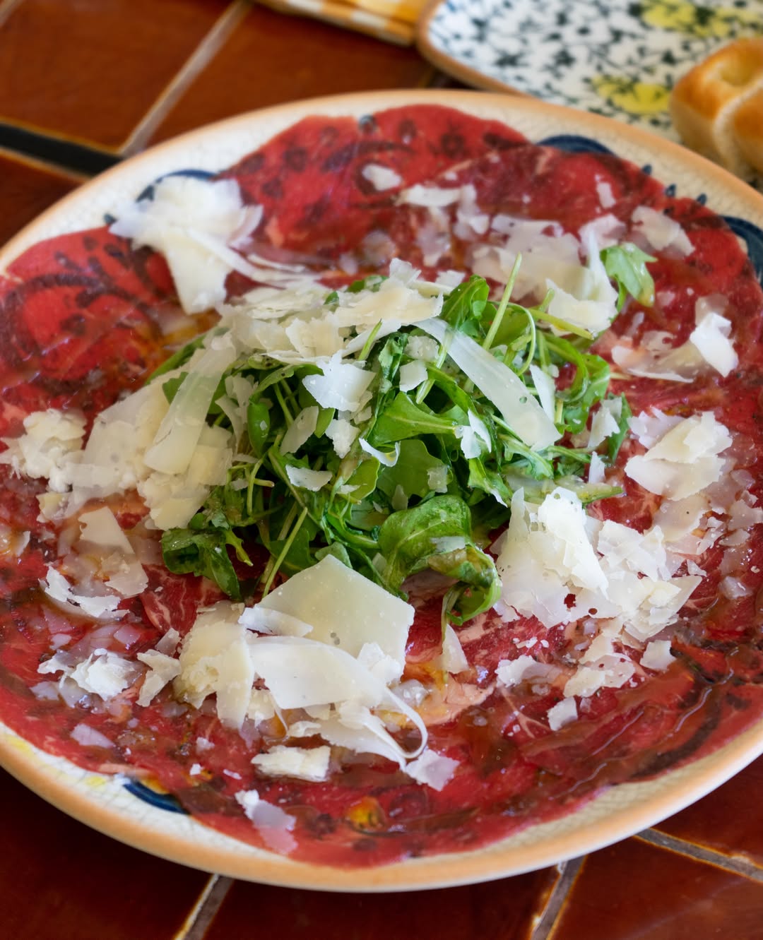 Dos carpaccios, dos formas de disfrutar el sabor de Italia🇮🇹✨
🥩 Carpaccio di Manzo, delicado y lleno de sabor
🦐 Carpacc