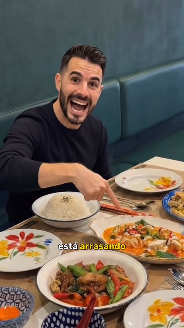 El plato del que todos hablan últimamente en Kai Thai: Salmón Chu Chi
🧡
Cremoso, aromático y absolutamente adictivo. No